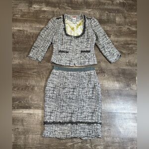 Yoana Baraschi 2 Pieces Tweed Pencil Skirt and Jacket Suit Size 4/6